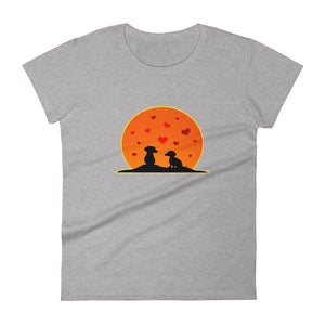 Dachshund In Love - Women's T-shirt - WeeShopyDog