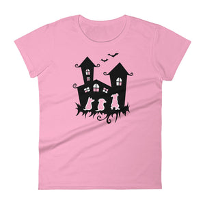 Dogs Halloween Castle - Women's T-shirt - WeeShopyDog